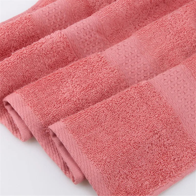 Large 100% Cotton Bath Towels (70x140cm)