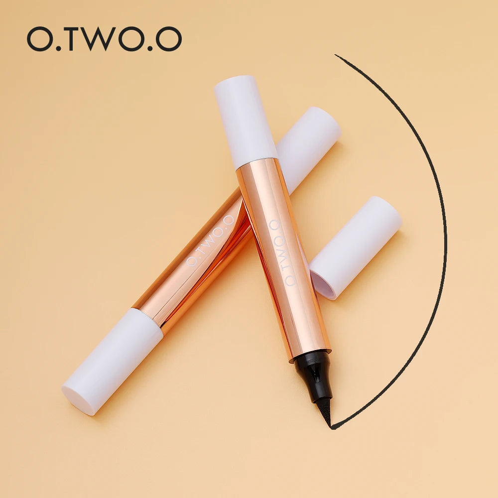 O.TWO.O Black Liquid Eyeliner Pen