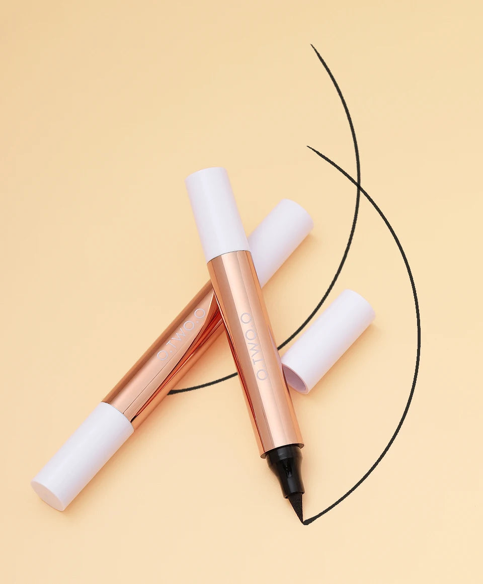 O.TWO.O Black Liquid Eyeliner Pen