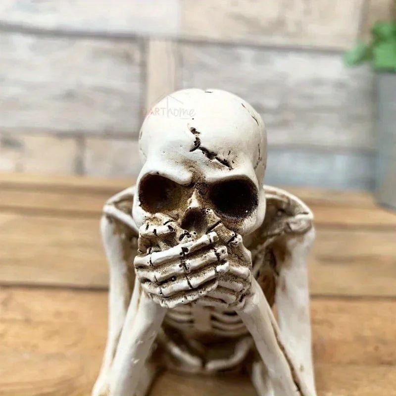 Human Skeleton Simulation – Spooky Halloween & Graduation Decor