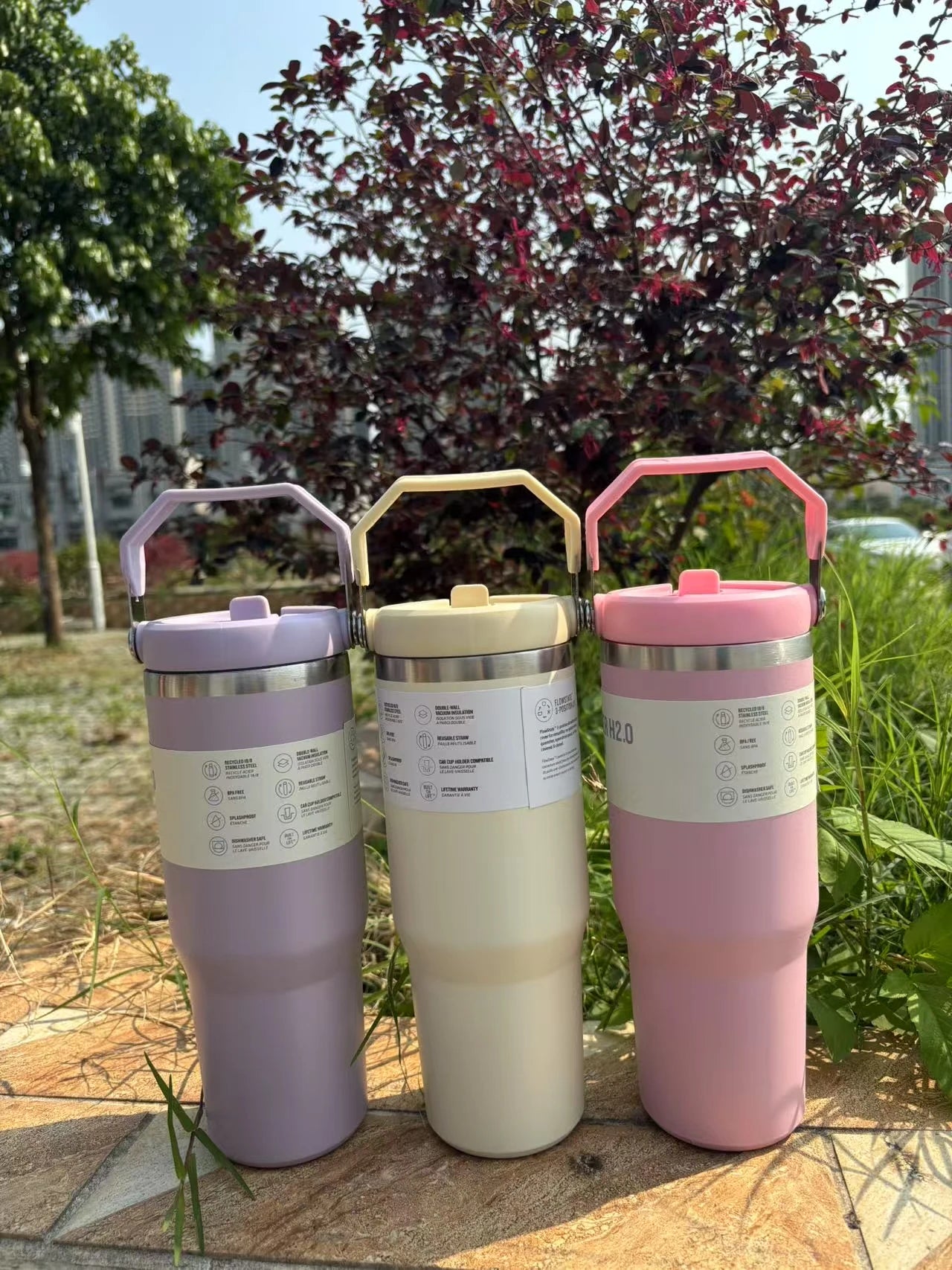 30 oz Vacuum Thermos Cup with Treatment Double Layer Thermos Cup Stainless Steel Sports Water Bottle Hot and Cold Drinks