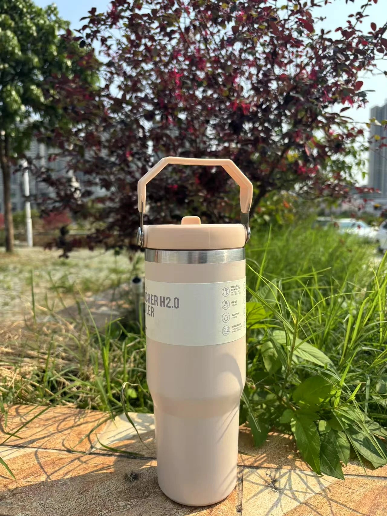 30 oz Vacuum Thermos Cup with Treatment Double Layer Thermos Cup Stainless Steel Sports Water Bottle Hot and Cold Drinks